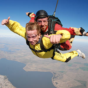See Argentina from the sky with skydiving